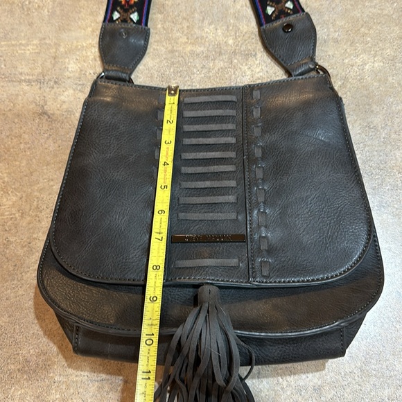 Women’s Steve Madden purse with guitar strap handle super cute - Picture 4 of 9